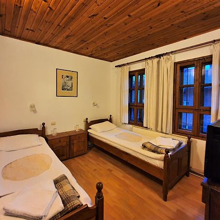 Yakovtsi Inn מראה חיצוני תמונה
