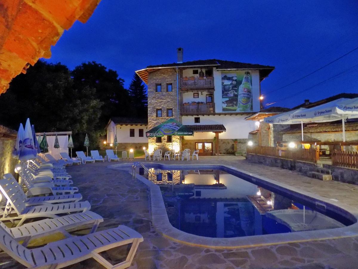 Yakovtsi Inn מראה חיצוני תמונה